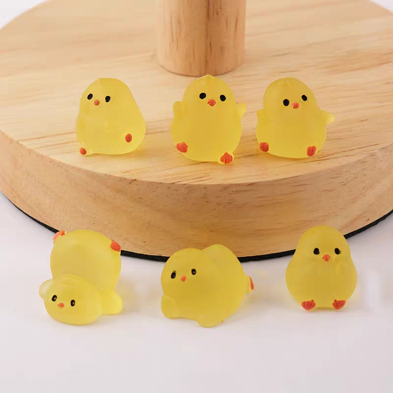 Glow-in-the-Dark Mini Chick Li - đánh giá và giá Kids Toys Home